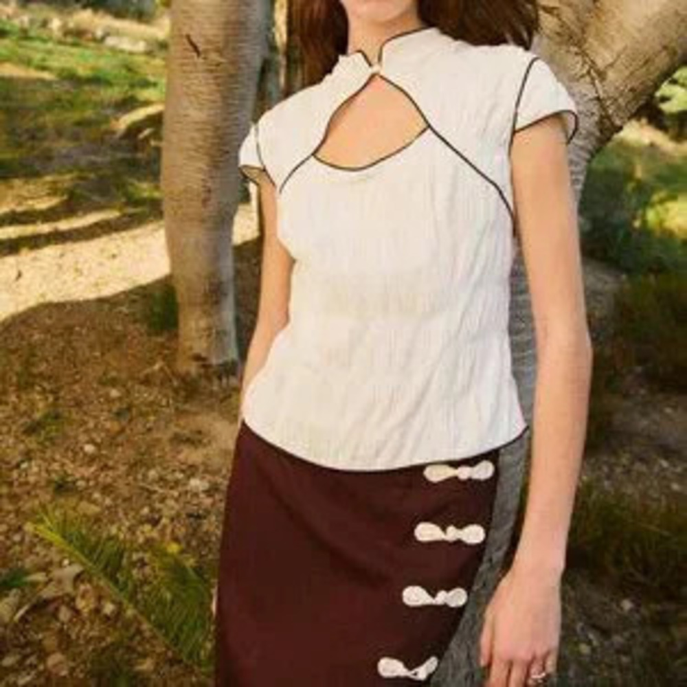 White Casual Women's Fitted Cut-Out Top